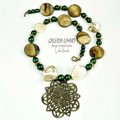 Galeria LiMaRt - korale,naszyjniki - Vintage style. Naszyjnik z filigranem i macicą perłową foto #3