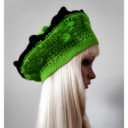 Moon Light - berety,kaszkiety - Ozdobny, czarno-zielony beret w paseczki foto #2