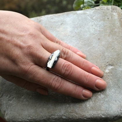Moje MW - pierścionki - Minimalistyczny selenit foto #2
