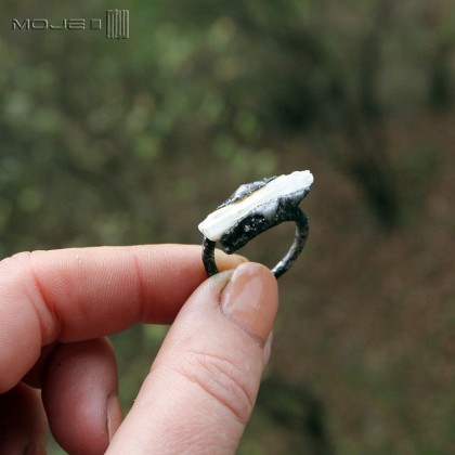 Moje MW - pierścionki - Minimalistyczny selenit foto #4